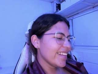 LADY-BROWNNNN live cam preview