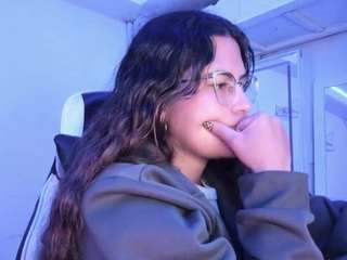 LADY-BROWNNNN live cam preview
