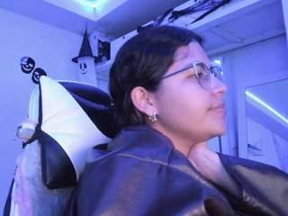 LADY-BROWNNNN