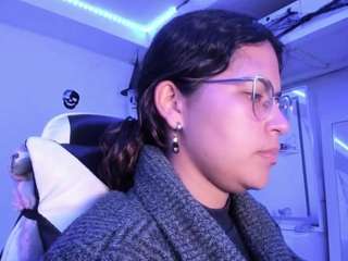 LADY-BROWNNNN live cam preview