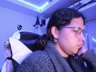 LADY-BROWNNNN live cam preview