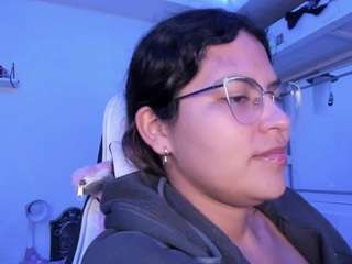 LADY-BROWNNNN live cam preview