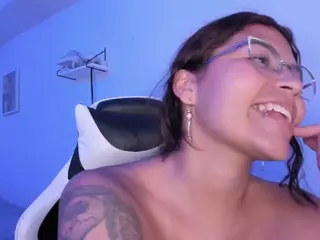 LADY-BROWNNNN's Live Sex Cam Show