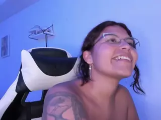 LADY-BROWNNNN's Live Sex Cam Show