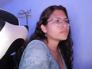 LADY-BROWNNNN's Live Sex Cam Show
