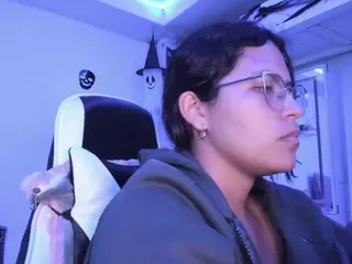 LADY-BROWNNNN