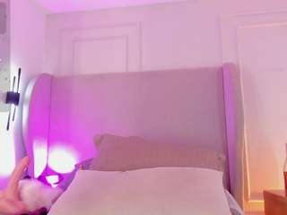 my-friends-mom Live Webcam on CamSoda