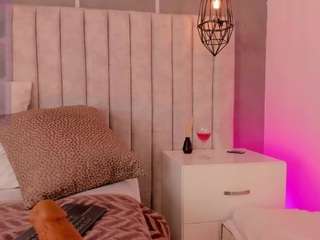 my-friends-mom webcam