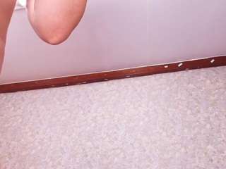  anthonela-lee-1 chat room