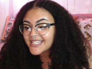 its-eve from CamSoda is Freechat