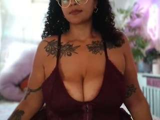 its-eve from CamSoda is Freechat