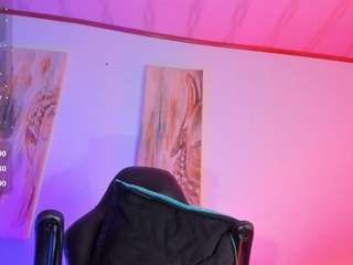 channelss-diirty Live Webcam on CamSoda