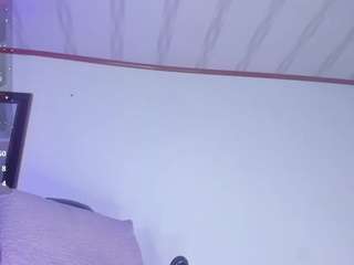 channelss-diirty Live Webcam on CamSoda