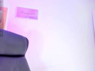 Channelss-diirty live on CamSoda