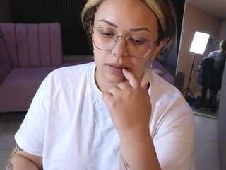 hott__mind live cam preview
