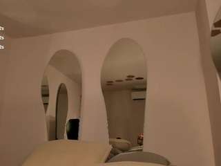MaryLewis live webcam show