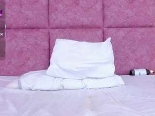 liavelez live cam profile