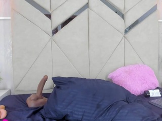 Lia live webcam show