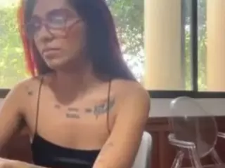 Lia Velez's Live Sex Cam Show