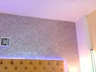sarawolff webcam