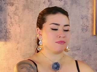 sarawolff Live Webcam on CamSoda