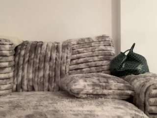 iluvjuicy247 webcam model