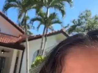 JuicyGoodpucci's Live Sex Cam Show