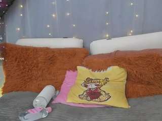 sofiia-1 Live Webcam on CamSoda