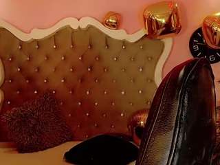 leyxandrabraz live cam profile