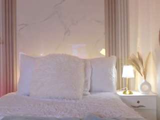 saorifox Sex Cam Show