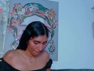 victoria-vega1 Live Webcam on CamSoda