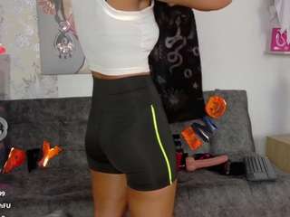 victoria-vega1 webcam model