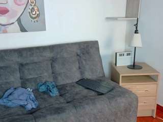 victoria-vega1's CamSoda show and profile