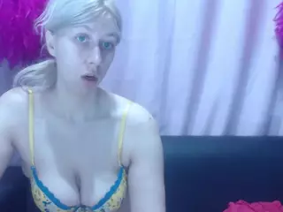 KyliePag's Live Sex Cam Show