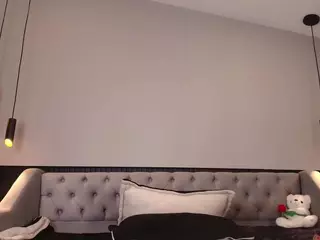 Mayli's Live Sex Cam Show