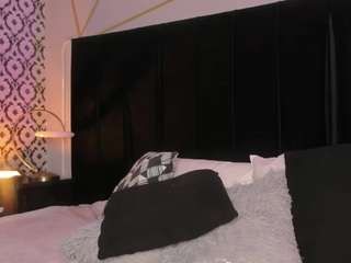 verza-h23 Live Webcam on CamSoda