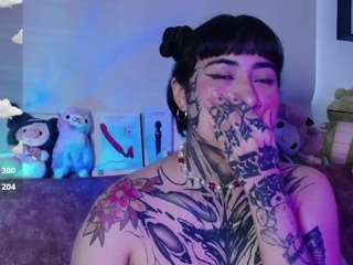 cami-brandz1 webcam