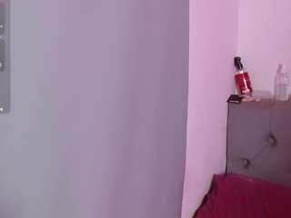 red-moon1 from CamSoda