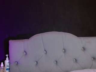red-moon1 live webcam show