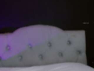 Red-moon1 live webcam show