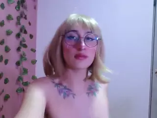 Red-moon1's Live Sex Cam Show