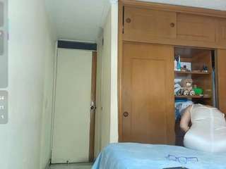 le modèle isabeel-sofia01 est en webcam porno dans un show sur le site camsoda, il possède les tags suivants: ahegao,pov,lovense,lush,mature,middle-aged,natural,no smoking,pussy,granny,robe,sexting,spank,strip,tease,toys,handjob,flashing,amateur,black-hair