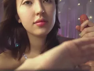 NayeonObi's Live Sex Cam Show