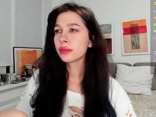 le modèle ohmymiami est en webcam porno dans un show sur le site camsoda, il possède les tags suivants: amateur,spank,natural,no drinking,orgasm,pussy,shaved-pussy,skinny,solo,sph,moaning,strip,striptease,student,tease,teen (18+),thin,tittyfuck,ass,naked