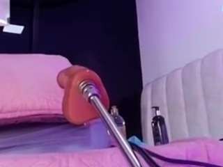 tifany-bry Live Webcam on CamSoda