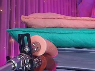tifany-bry's live room