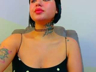 velentina-moore