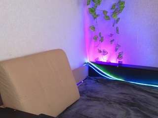  paradisepleasurecouple chat room