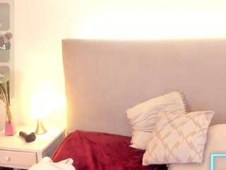 BRIGITTE live cam preview