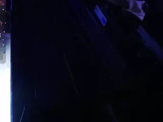 sarayy-collins's Live Sex Cam Show